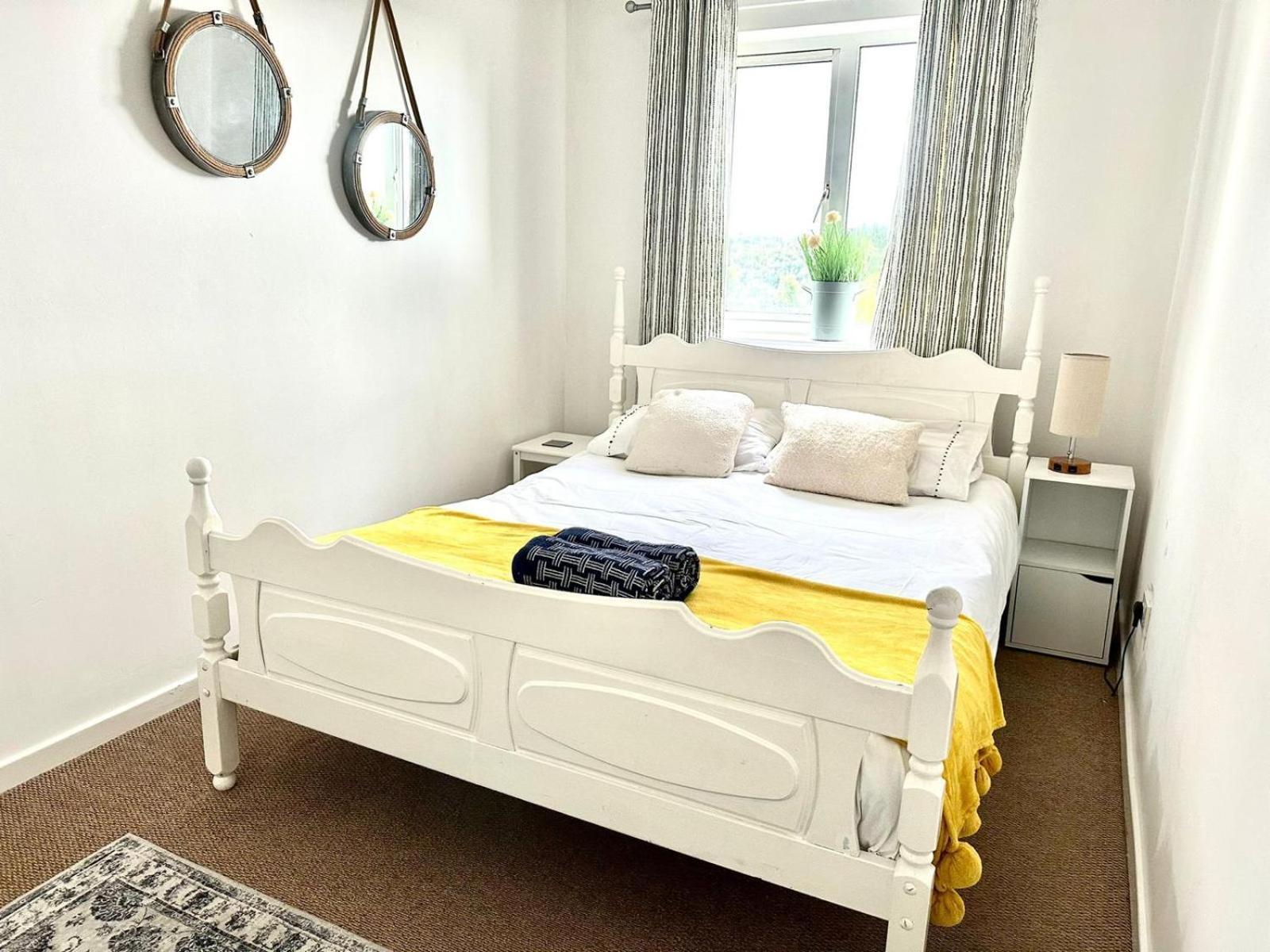 Home From Home Sleeps Seven Hastings Buitenkant foto